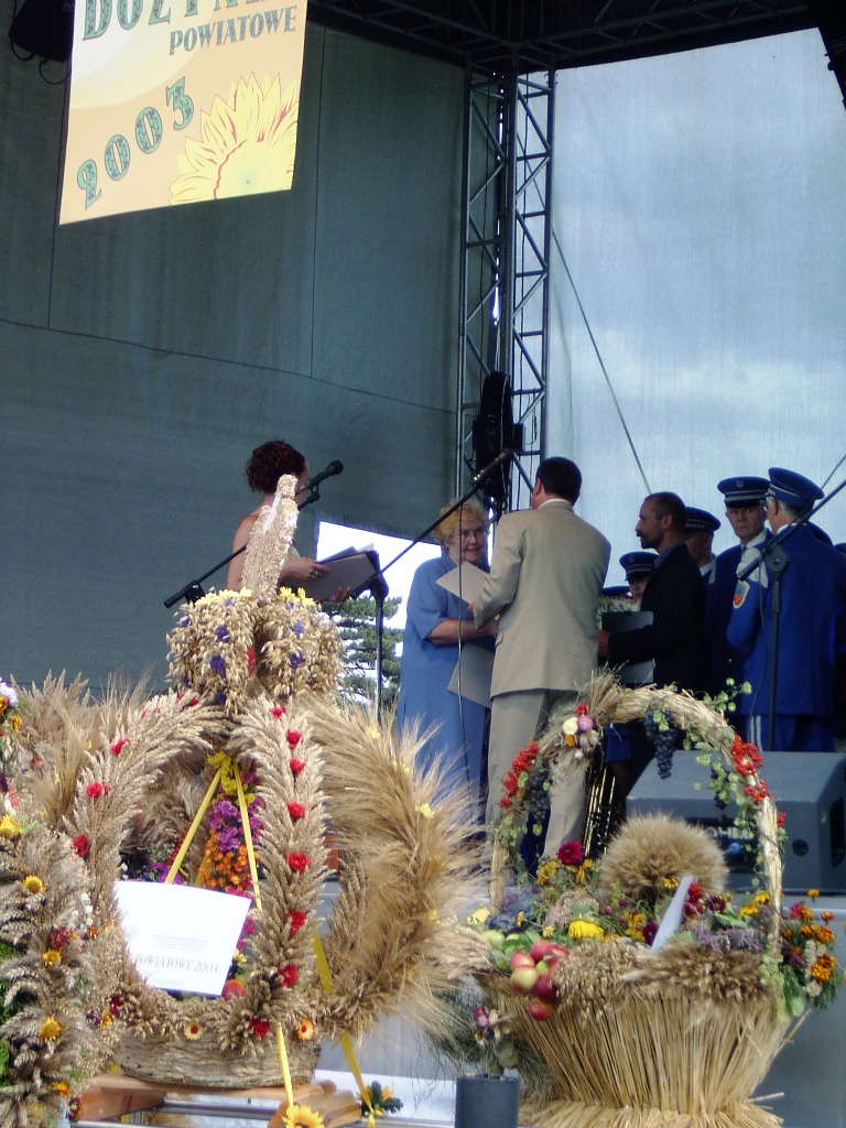 Dożynki Powiatowe 2003 — Korony — zdjęcie 9